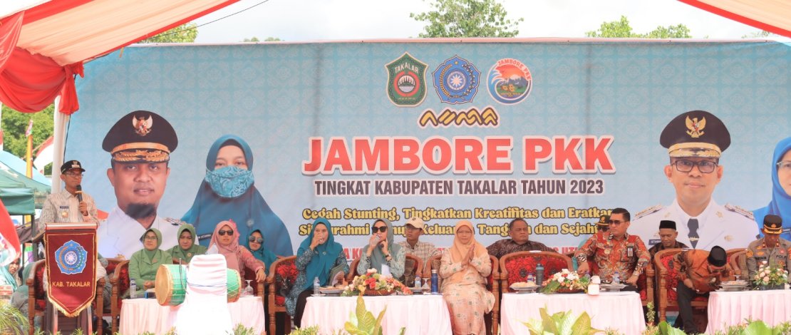 Tim Penggerak PKK Kabupaten Takalar menggelar jambore tingkat kabupaten di lapangan Radja Dg. Tona, Dusun Malolo, Desa Ko'mara, Kecamatan Polut, Kabupaten Takalar pada Jumat, (7/7/2023).