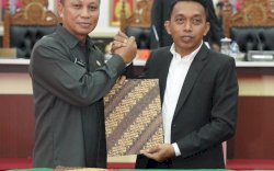 Pj Sekda Sulsel Hadiri Paripurna Ranperda Pertanggungjawaban Pelaksanaan APBD Tahun Anggaran 2022