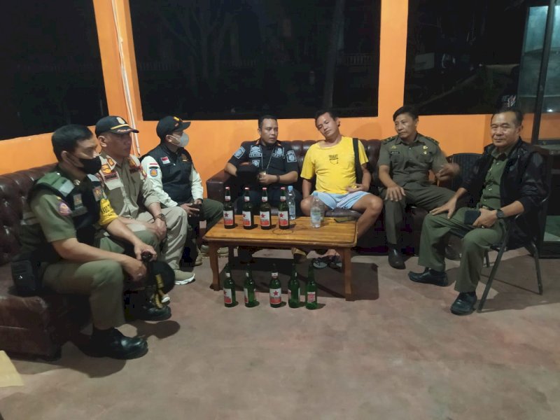 Jual Alkohol, Satpol PP Selayar Lakukan Penertiban Restoran dan Rumah Bernyanyi