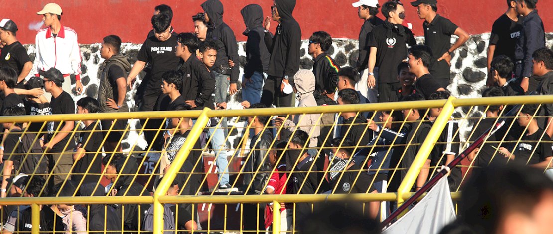 Pertandingan PSM lawan Dewa United.