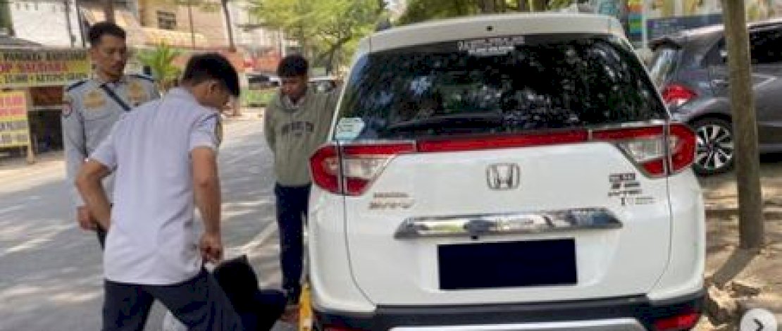 Bidang&nbsp;PKP&nbsp;Dishub Makassar&nbsp;Gelar Giat Penegakan Perwali 64 Larangan Parkir di Bahu Jalan
