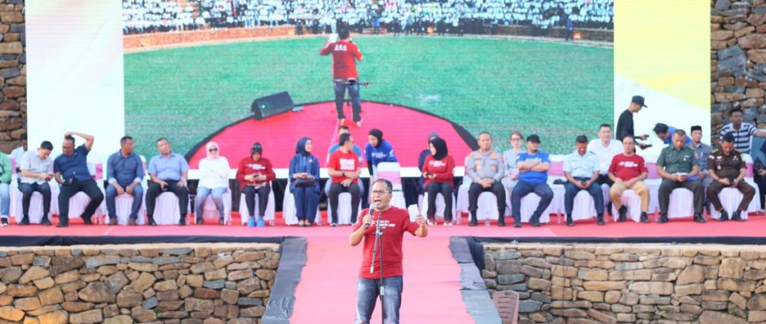Walikota Makassar menyampaikan sambutannya di hadapan peserta Yaouth City Changers  (YCC) Camp 2023