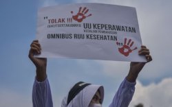 Pengesahan UU Kesehatan Ancaman Bagi Nakes Honorer 