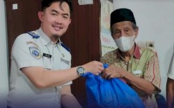 Dishub Makassar Salurkan Bantuan kepada Warga Kurang Mampu di Bulan Suci Ramadhan