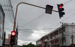 Dishub&nbsp; Makassar Perbaiki Traffic Light yang Bermasalah di Jalan Adhyaksa-Abdesir