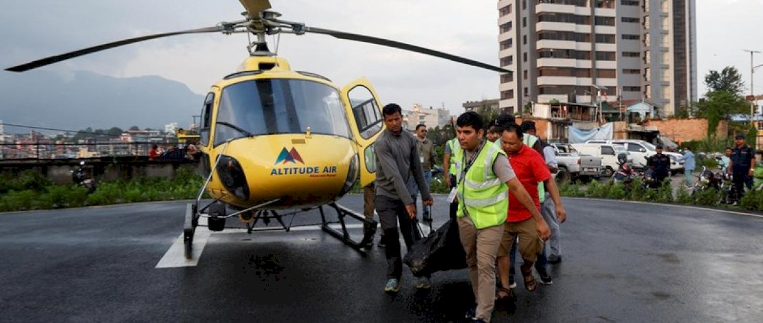 Helikopter Jatuh di Gunung Everest, 5 Turis dan 1 Pilot Ditemukan Tewas 