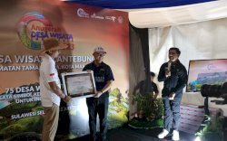 Sulsel Kembali Terima Penghargaan Sebagai Provinsi dengan Desa Wisata Terbanyak di Indonesia