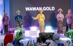 Pengalaman Pertama,  Thiara Deviyanti Tampil Memukau dalam Fashion Show Lady Program Apeksi