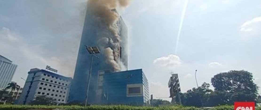 Breaking News : Kebakaran Landa Gedung K-Link Tower Jaksel, Ini Penyebabnya..