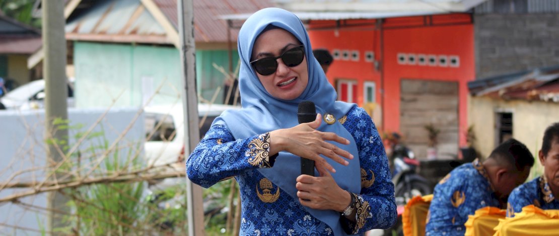 Bupati Indah Putri Indriani&nbsp;Apresiasi Kegiatan Bakti Sosial Perhiptani Luwu Utara dalam Penanaman Bibit Pohon