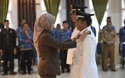 Bupati Lutra Lantik Sejumlah Pejabat Administrator dan Pengawas Baru 