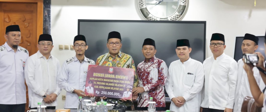 Pemenang Kompetisi Tilawatil Qur'an dan Hadits Dapat Bonus Rp145 Juta dari Danny Pomanto 