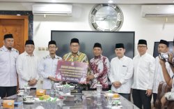 Pemenang Kompetisi Tilawatil Qur'an dan Hadits Dapat Bonus Rp145 Juta dari Danny Pomanto 