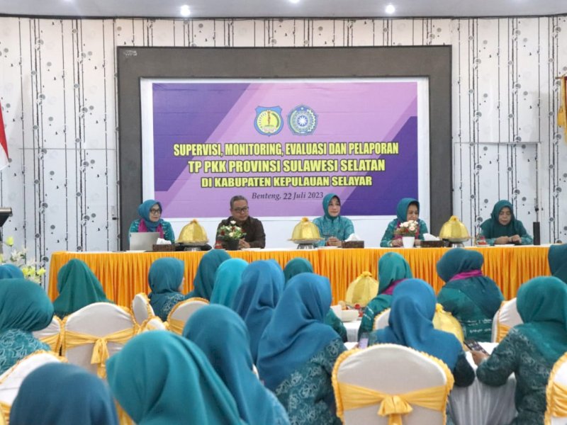 Sekda Mesdiyono - Andi Musrifah Basli Sambut Kedatangan Tim SMEP PKK Sulsel