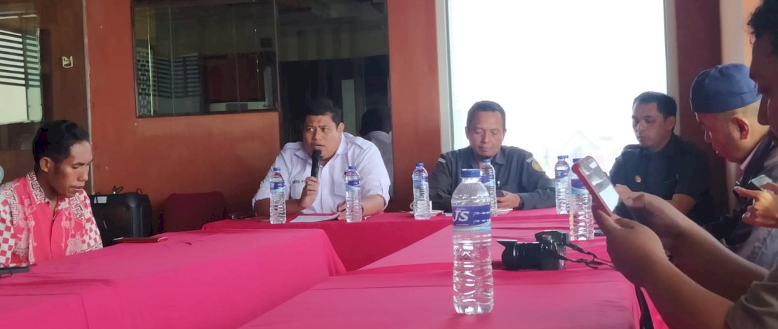 Bawaslu Kota Makassar Minta KPU Segera Koordinasi Atasi Masalah e-KTP Warga, Menjelang Pemilu 2024 Bawaslu Kota Makassar Minta KPU Segera Koordinasi Atasi Masalah e-KTP Warga, Menjelang Pemilu 2024