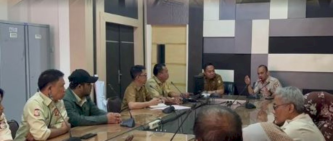 Bapenda Makassar Lakukan&nbsp;Pengarahan terkait Pusat Kegiatan Pelayanan di Kontainer Makassar Recover