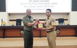 Pj Sekprov Paparkan Kondisi Ekonomi dan Infrastruktur Sulsel di Depan Siswa KKDN TNI