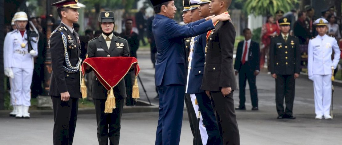 Pesan Presiden Jokowi Dihadapan 833 Perwira Remaja TNI dan Polri Pesan Presiden Jokowi Dihadapan 833 Perwira Remaja TNI dan Polri