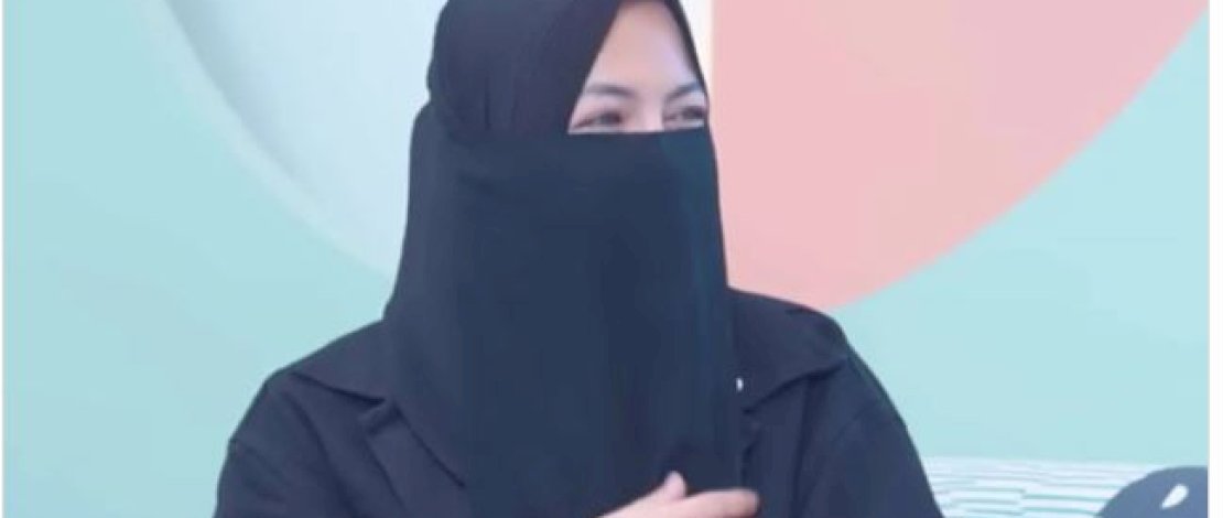 Ratu Rizky saat menjadi narasumber di podcasr Cerita Untungs (tangkapan layar youtube Cerita Untungs)