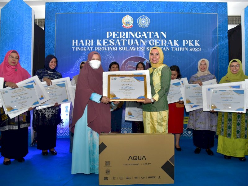 Peringatan HKG PKK Provinsi Sulsel Resmi Ditutup, Pangkep Ditetapkan Juara Umum