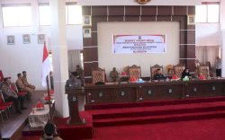 Pj. Bupati Takalar Serahkan KUA-PPAS Tahun Anggaran 2024 Pada Sidang Paripurna DPRD