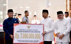 Bantu Keuangan Bantaeng, Gubernur Andi Sudirman Kembali Gelontorkan Rp 7 Miliar 