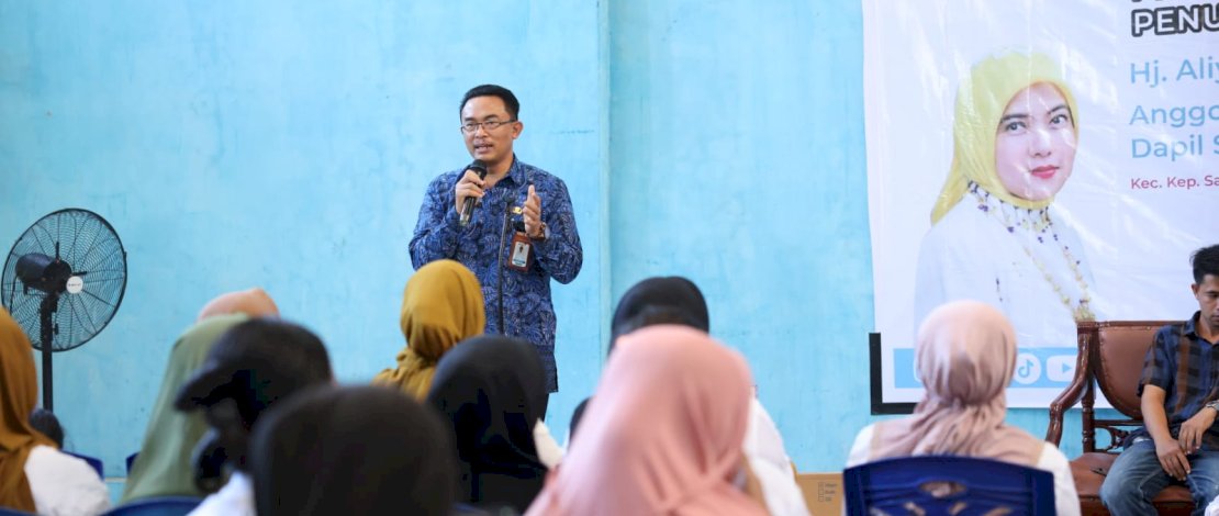 Promosi dan Komunikasi, Informasi dan Edukasi (KIE) Program Percepatan Penurunan Stunting di Wilayah Khusus bersama mitra kerja Komisi IX DPR RI, Aliyah Mustika Ilham, di Pulau Barang Lompo, Kecamatan Sangkarrang, Makassar, Sabtu, 5 Agustus 2023.