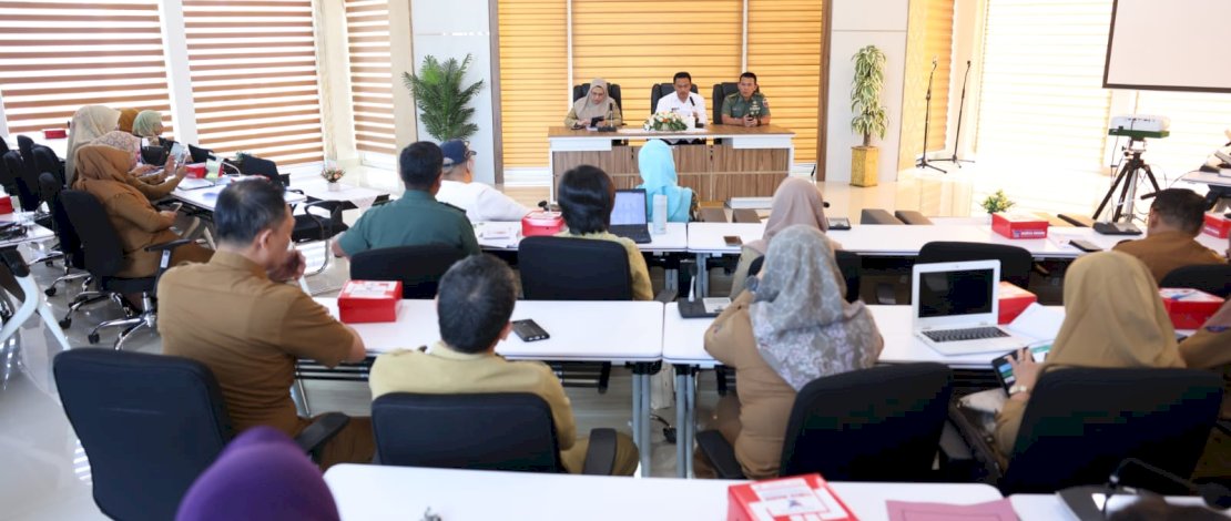 Tim Percepatan Penurunan Stunting (TPPS) Sulsel mengadakan rapat koordinasi, di Ruang Pola Kantor Perwakilan BKKBN, Senin, 7 Agustus 2023.