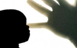 Tragedi Mengenaskan: Bayi 11 Bulan Meninggal Dunia Diduga Akibat Penganiayaan Pacar Ibunya