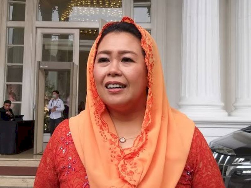 Ganjar Belum Punya Cawapres, Gibran Rakabuming Sebut Yenny Wahid Kandidat Terkuat