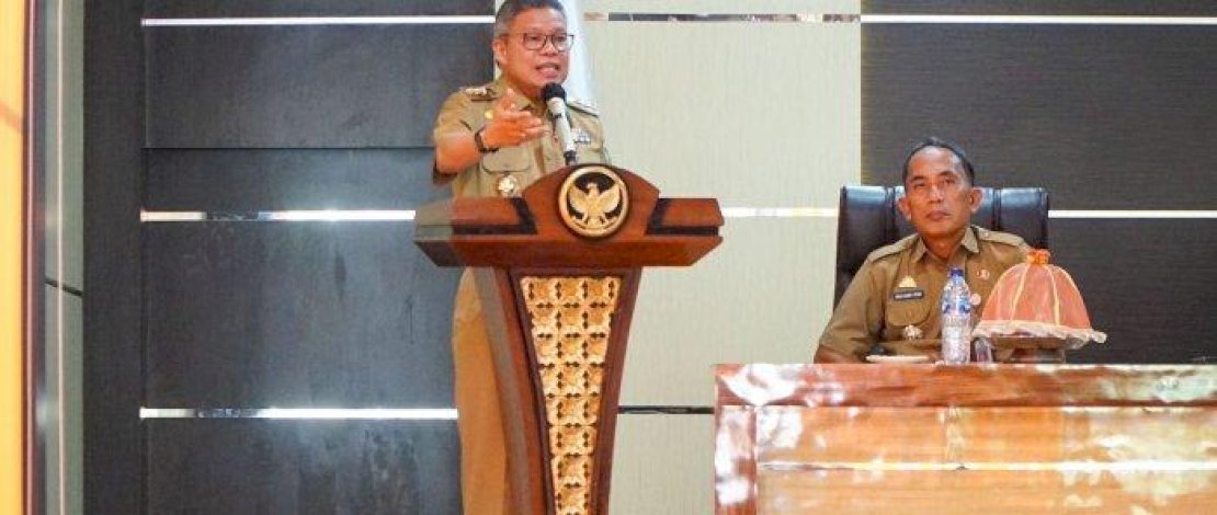 Buka Bimtek Guru, Walikota Parepere: Pendidik Harus Jujur dan Berakhlak Mulia Buka Bimtek Guru, Walikota Parepere: Pendidik Harus Jujur dan Berakhlak Mulia
