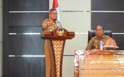 Buka Bimtek Guru, Walikota Parepere: Pendidik Harus Jujur dan Berakhlak Mulia