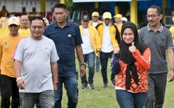 Dukung Tradisi Lokal: Anggota DPR RI Muhammad Fauzi Buka Turnamen Bola Kasti