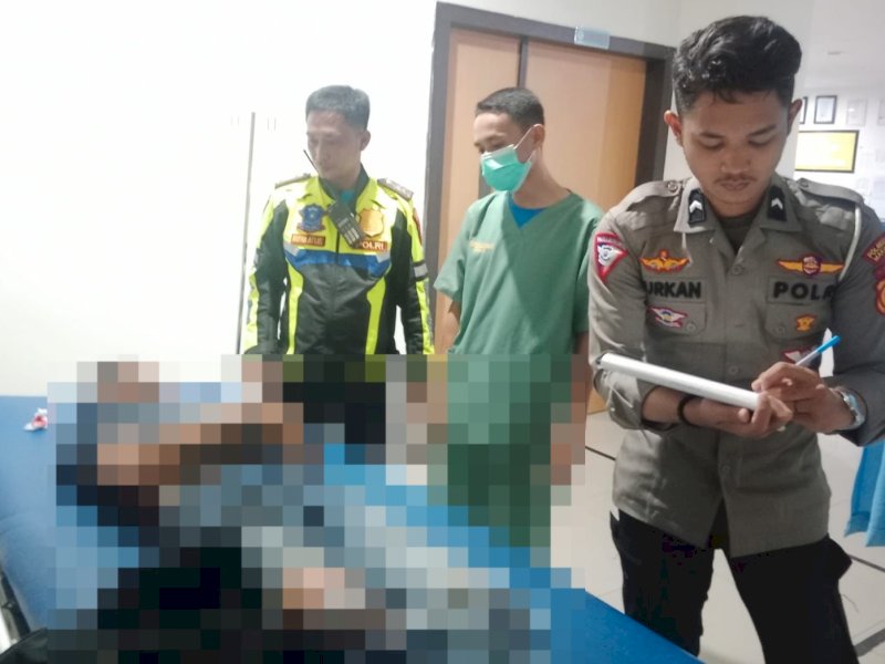 Traggedi Kecelakaan Lalin : Pemotor Tewas Setelah Tabrak Bus Mamminasata di Makassar