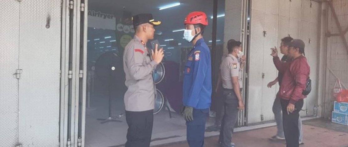 Percikan Api di Toko Alaska Makassar, Sekuriti Sigap Evakuasi Pengunjung