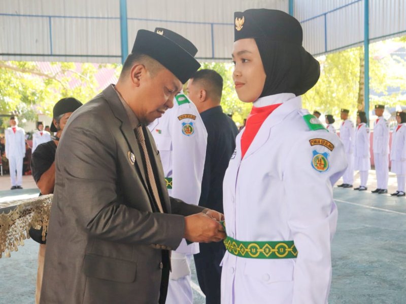 Bupati Basli Ali Kukuhkan Paskibraka 2023
