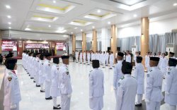 Kukuhkan 70 Anggota Paskibraka, Bupati Gowa Minta Bendera Dikibarkan dengan Baik 