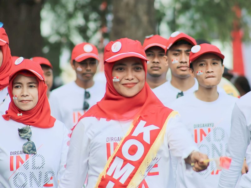 Bupati Basli Ali Lepas Lomba Gerak Jalan Antar OPD se Kabupaten Kepulauan Selayar