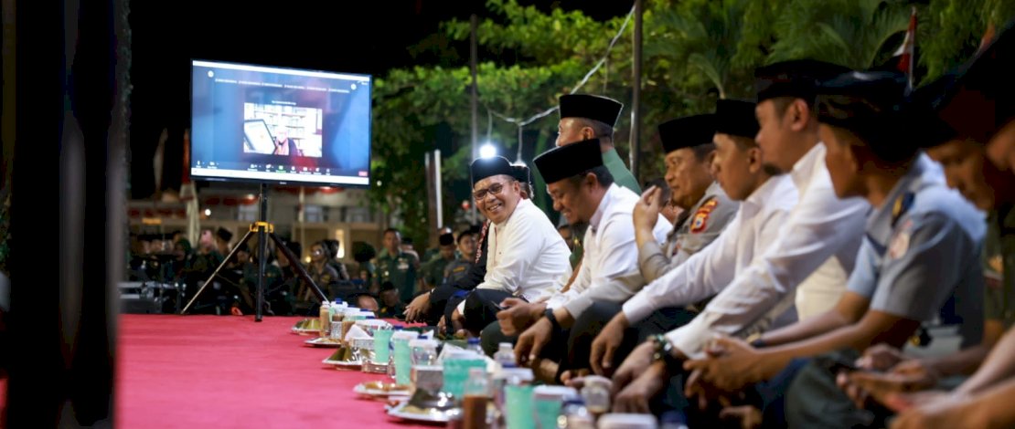 Wali Kota Danny Hadiri Pelaksanaan Zikir dan Shalawat Bersama Pangdam XIV/Hasanuddin dan Ribuan Masyarakat