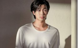 Tanggapi Rumor Berkencang dengan Seseorang, RM BTS Malah Minta untuk Dicomblangi