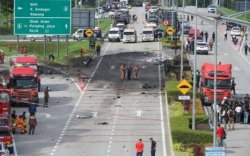 Pesawat Jatuh di Tengah Jalan, 10 Orang Dikabarkan Meninggal Dunia 