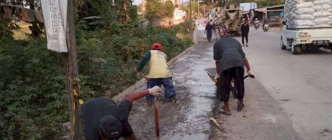 Pengerjaan rekonstruksi jalan ruas Bu'rung-bu'rung - Bili-bili di Kabupaten Gowa bakal segera rampung.
