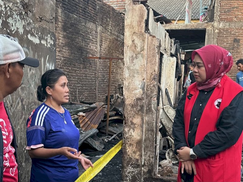 Didampingi Pengurus BMI Makassar, Andi Tenri Uji Kunjungi Lokasi Kebakaran di Jalan Kakatua 3