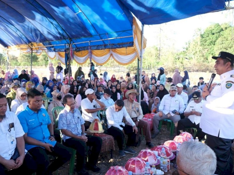 Bupati Maros Resmikan Lokasi Percontohan Pembuatan Garam dengan Metode Green House Salt Tunnel
