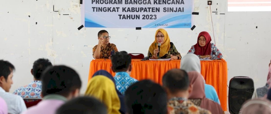 Rapat Koordinasi Program Bangga Kencana Kabupaten Sinjai Tahun 2023, yang dirangkaikan dengan Pembinaan Penyuluh KB, di Aula Kantor DP3P2KB Sinjai. Rapat Koordinasi Program Bangga Kencana Kabupaten Sinjai Tahun 2023, yang dirangkaikan dengan Pembinaan Penyuluh KB, di Aula Kantor DP3P2KB Sinjai.