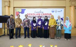 Kepala Perwakilan BKKBN Sulsel Launching Sekolah Lansia