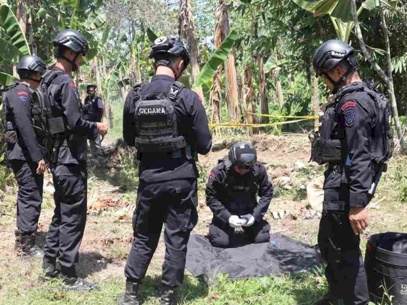 Granat Nanas di Kab Gowa Dimusnahkan oleh Tim Jibom Gegana Brimob