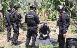 Granat Nanas di Kab Gowa Dimusnahkan oleh Tim Jibom Gegana Brimob