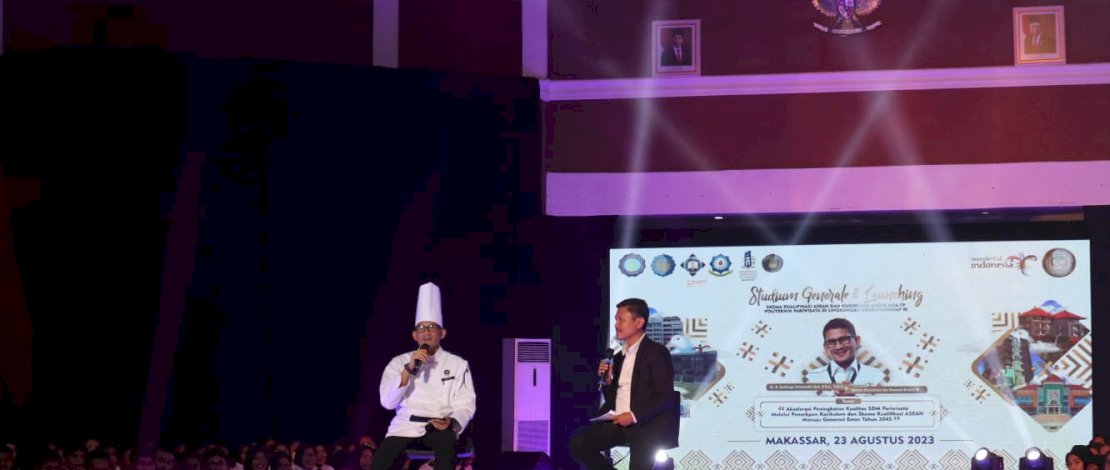 Menteri Sandiaga Uno saat menjadi pembicara di Stadium Generale yang digelar Poltekpar Makassar Menteri Sandiaga Uno saat menjadi pembicara di Stadium Generale yang digelar Poltekpar Makassar