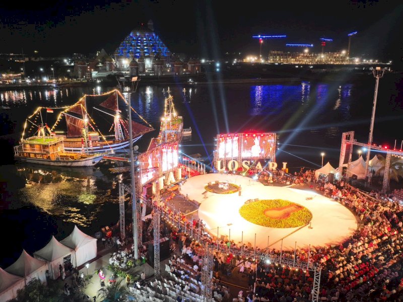 Buka Makassar F8, Sandiaga Uno Sebut Ini Festival Kota Tepi Laut Terbaik di Dunia